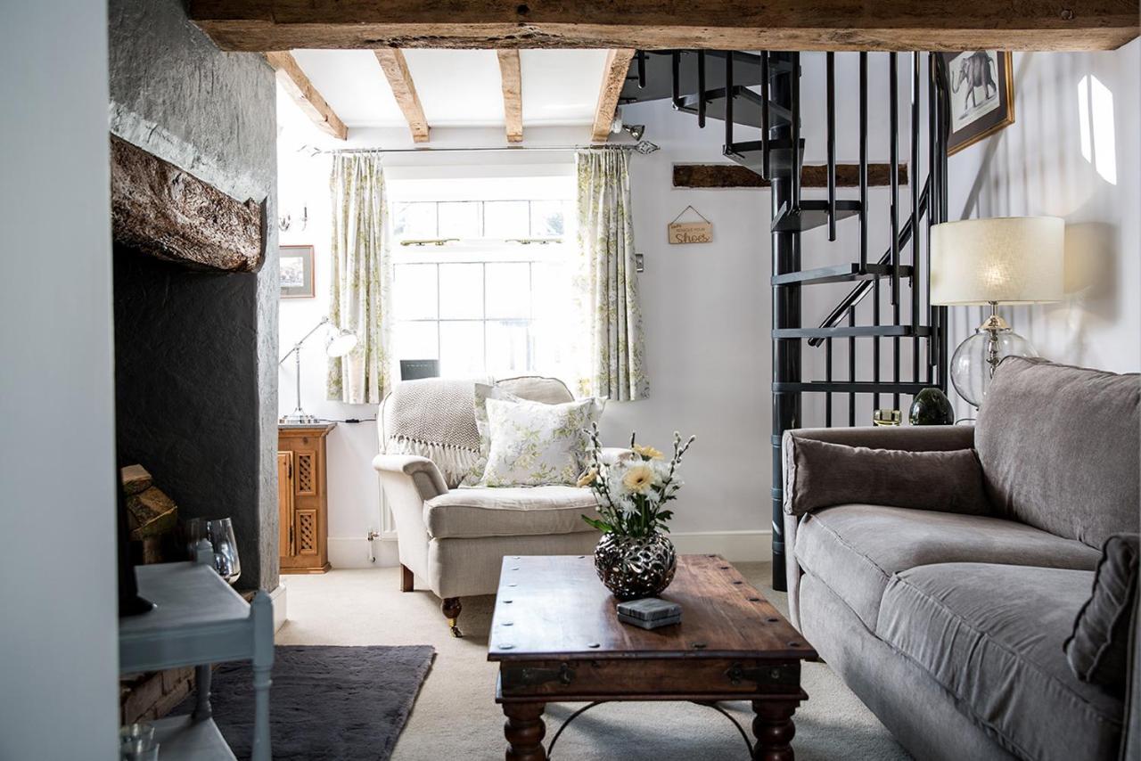 The Cottage And The Nook Gretton  Exterior photo